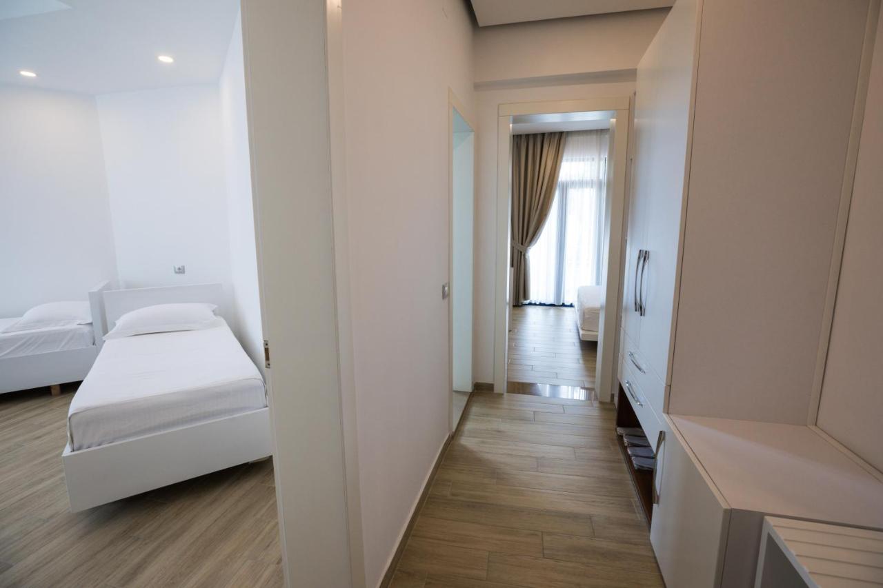Mirage Hotel Golem  Eksteriør billede